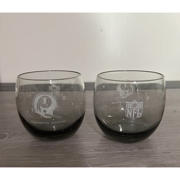 2 Vtg 70’s Washington Redskins Smokey Grey Lowball Whiskey Glasses - Picture 1 of 1